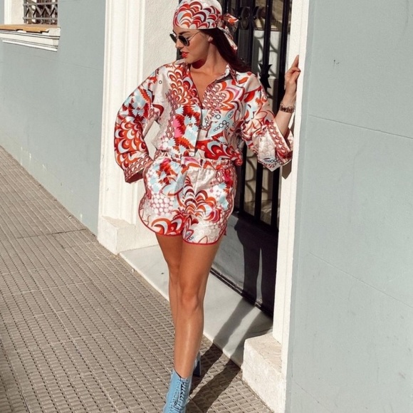 NWT Zara Multicolored Print Shorts - Picture 7 of 17